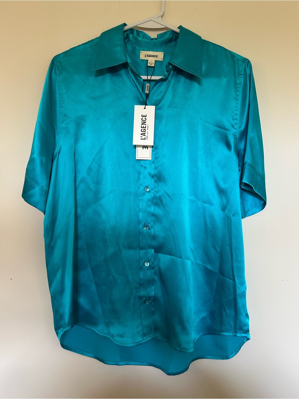 NWT L'AGENCE Ellah Silk Blouse Short-Sleeve Button-Up Size S - Picture 3 of 6